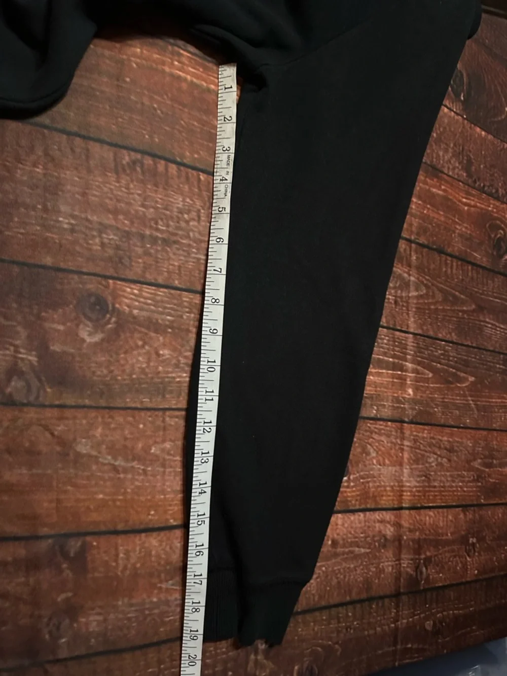 Calvin Klein Jeans Men’s Large Black Crewneck